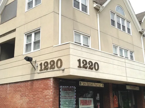 1220 Whitney Ave #D2, Hamden, CT 06517