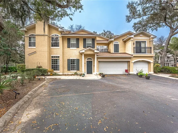 4 Indigo Run Dr APT 422, Hilton Head Island, SC 29926