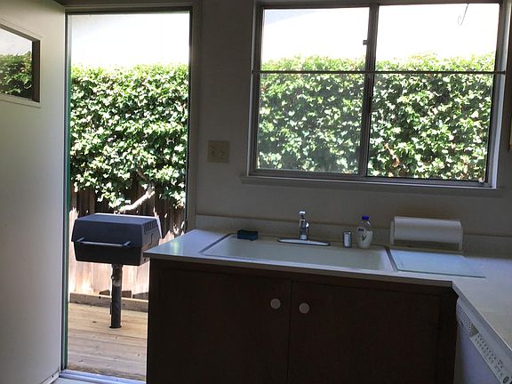 5th image of 1394 Teakwood Dr