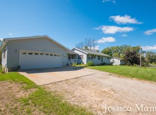 2260 11 Mile Rd NW, Sparta, MI 49345