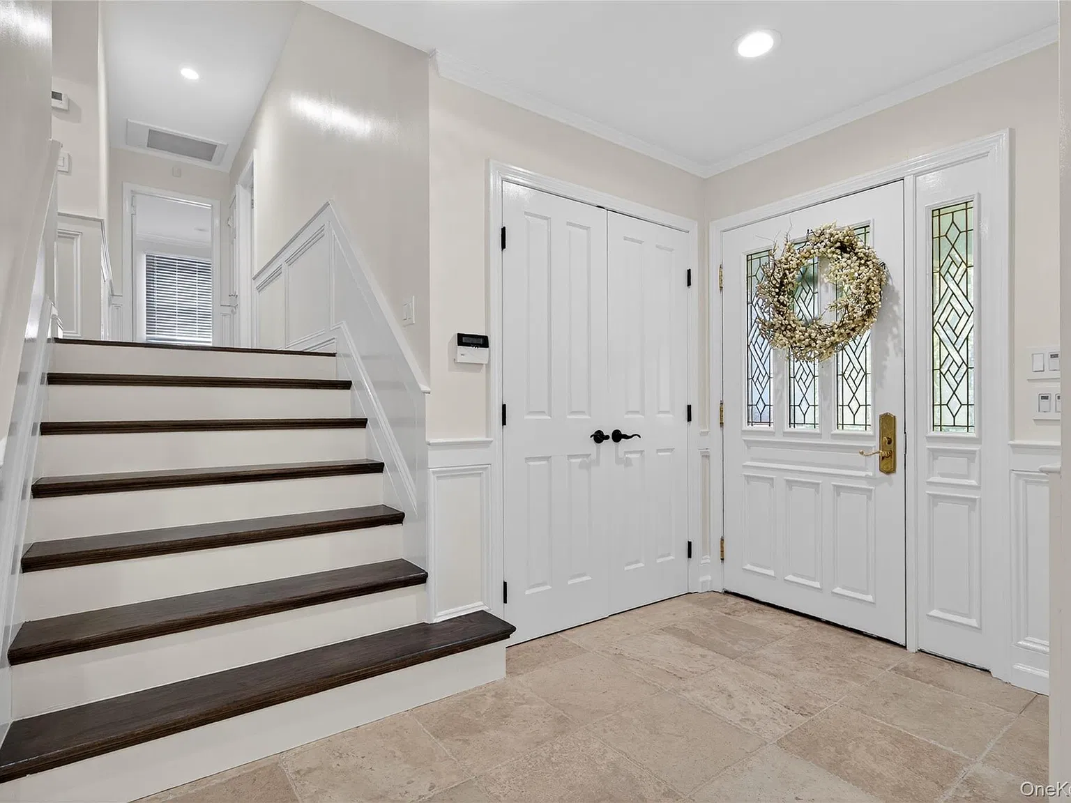 4 bed, 3.5 bath, 2721 sqft, $10,000 — Photo 4