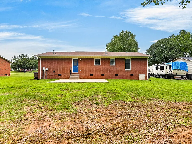 912 Kearney Dr — Photo 31