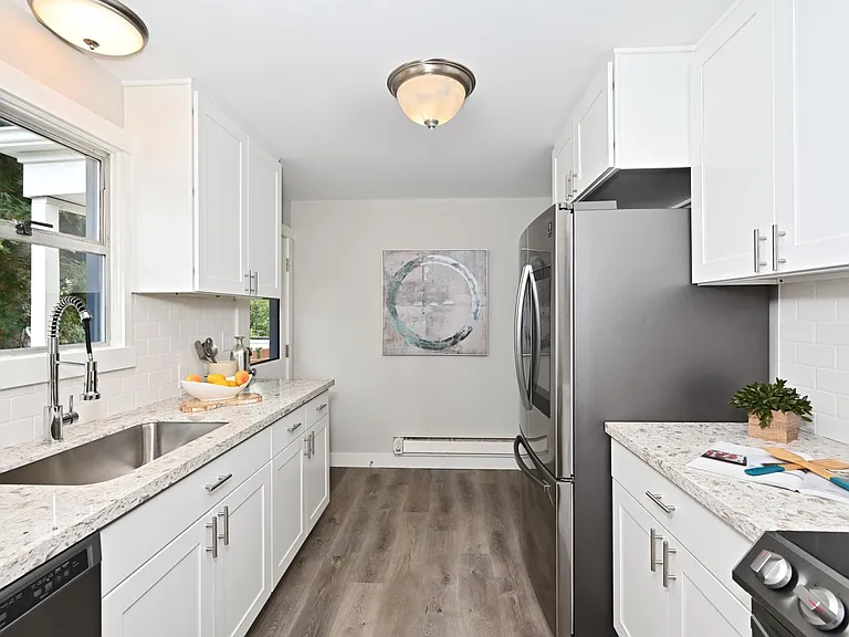 1415 NW 80th St — Photo 3