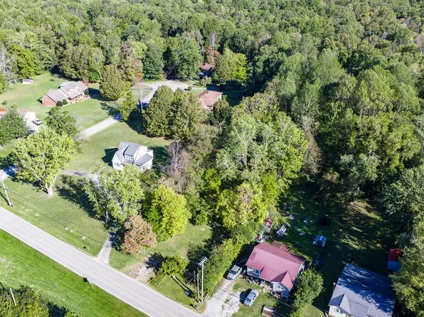 605 Woodcliff Rd, Monterey, TN 38574