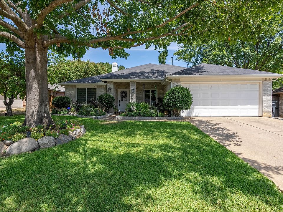 1st image of 3405 Cliff Oaks Dr
