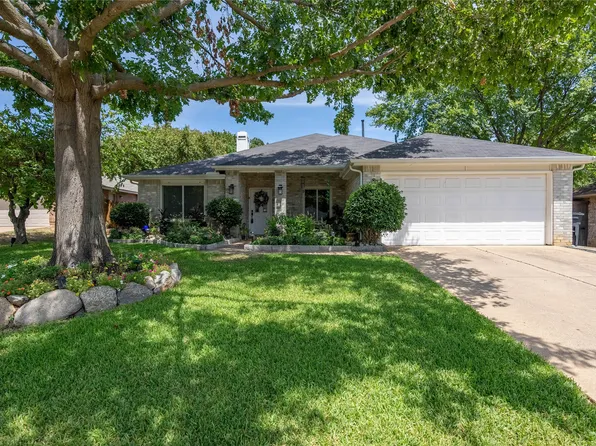 3405 Cliff Oaks Dr, Corinth, TX 76210