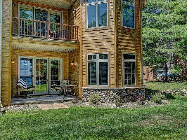 1st image of 8474 Rogers Dr