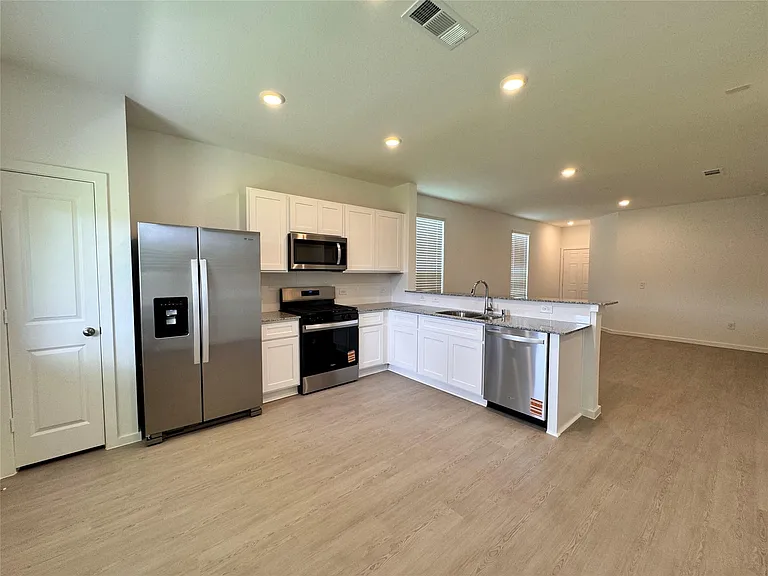 25462 Multiflora Dr — Photo 5