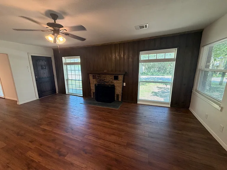 3727 Cypress Ave — Photo 6