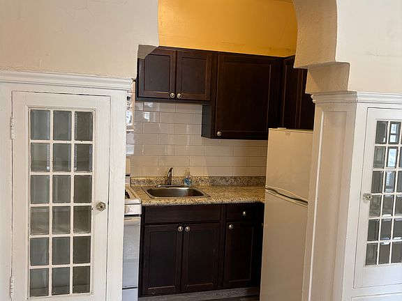 5th image of 12039 Edgewater Dr APT 301