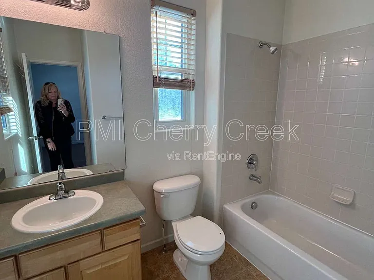 5271 Canyon View Dr — Photo 21