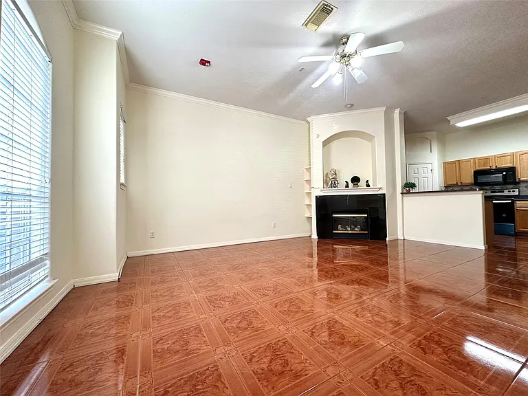 2710 Grants Lake Blvd #L7 — Photo 4