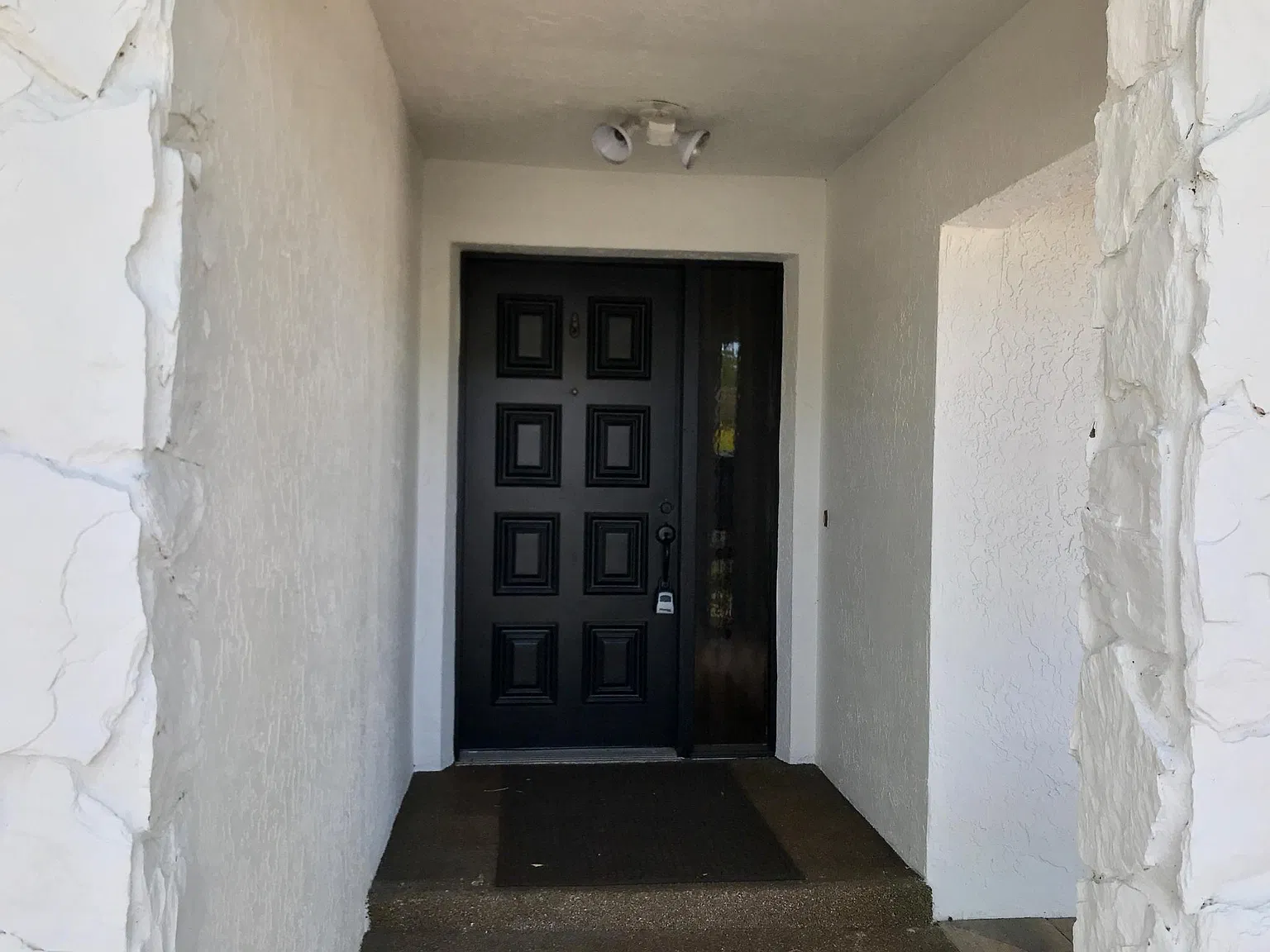 9608 105th Ter — Photo 2