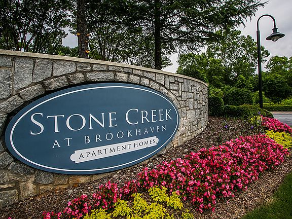 Welcome to Stone Creek at Brookhaven