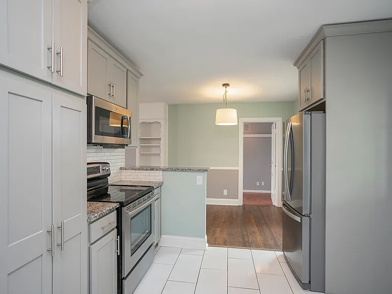 611 Shady Ln — Photo 16