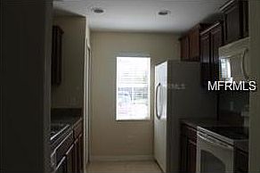 3rd image of 106 Carina Cir