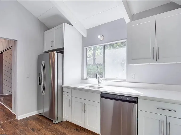 982 Golden West Way — Photo 16