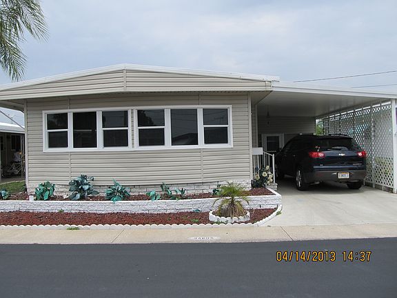 3rd image of 34605 Pine Dr
