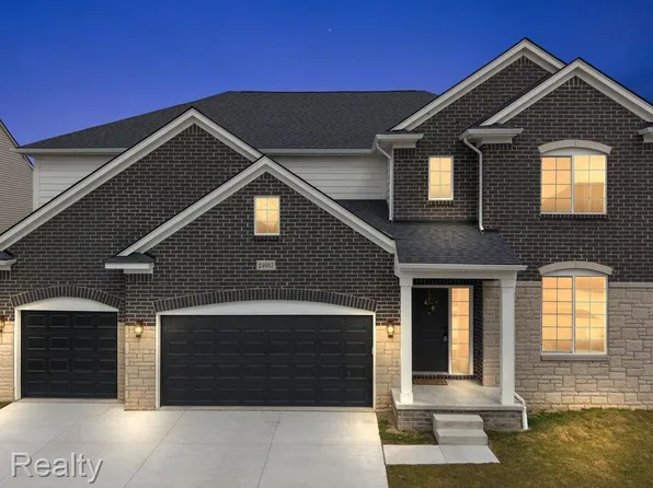 24603 Callaway Dr, Macomb, MI 48042