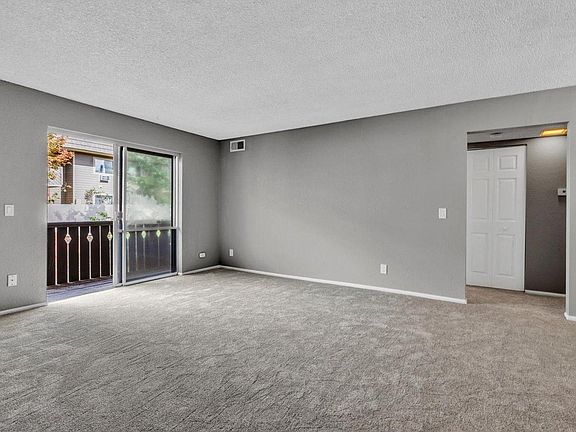 3rd image of 3250 Oneal Cir #L-23