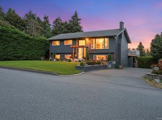 536 Strathdee Pl, Colwood, BC V9C 2R6