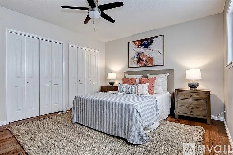 1723 Stanford Ave — Photo 11