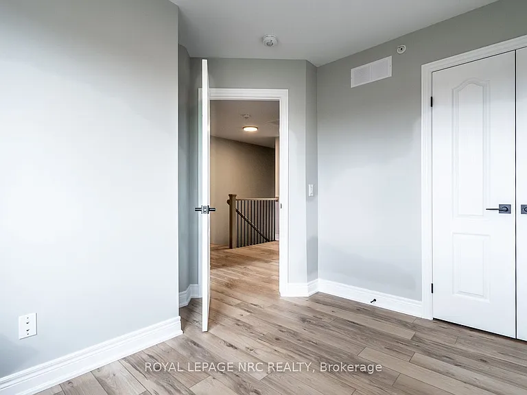 121A Moffatt St #21 — Photo 18