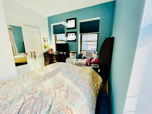 Rented by Douglas Elliman | media 25