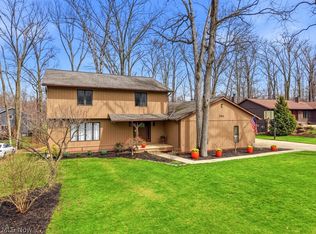 781 Skyland Dr, Macedonia, OH