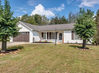 7515 Wheatmeadow Rd, Corryton, TN 37721