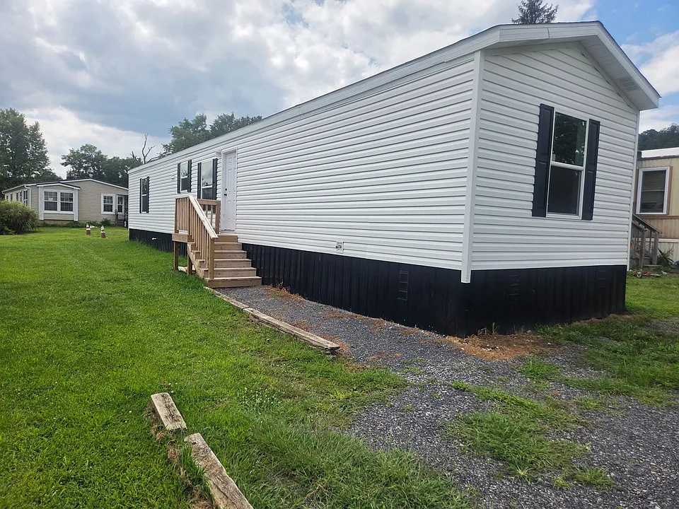 144 McCumbee Ln #25