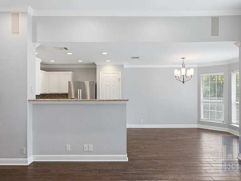 8507 Jilbur Dr — Photo 8