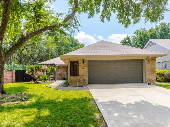 14902 Le Grande Dr, Addison, TX 75001