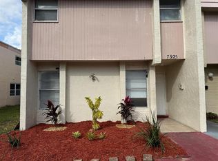 7925 SW 9th St #7925, North Lauderdale, FL 33068