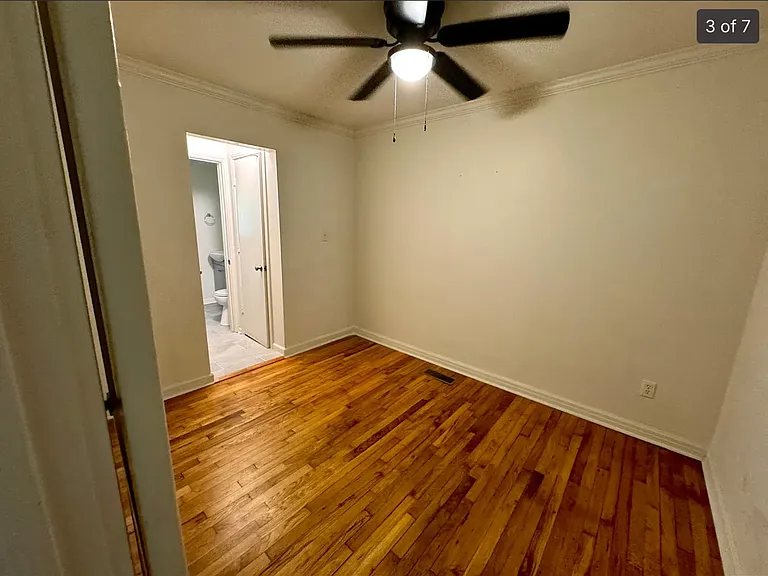 1247 Glenn Ave — Photo 6