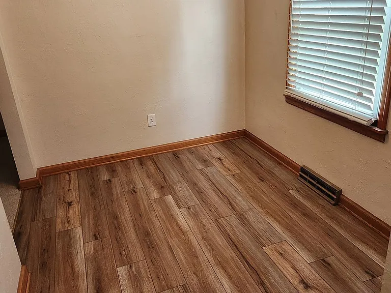 4406 7th Ave — Photo 3