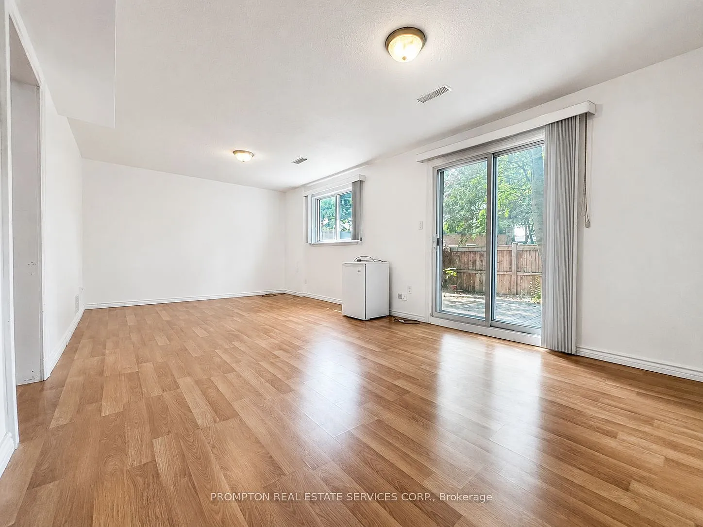 3 bed, $2,800 — Photo 2