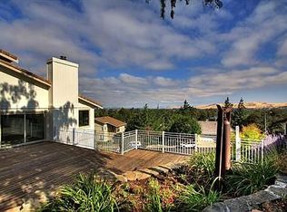 5530 Merritt Dr, Concord, CA 94521