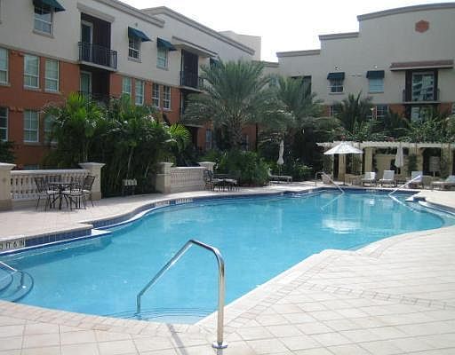 2nd image of 600 S Dixie Hwy APT 810