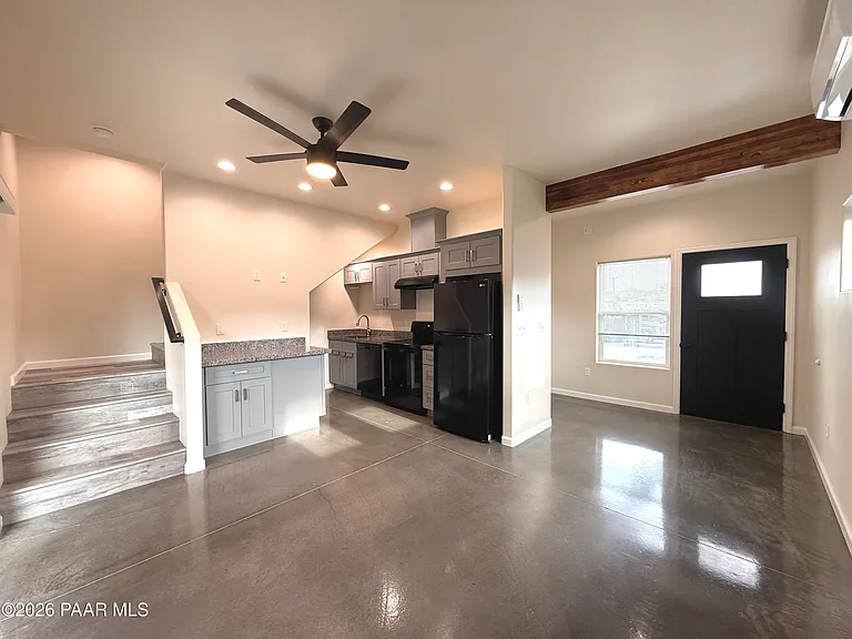 720 N Walnut St #1 — Photo 9
