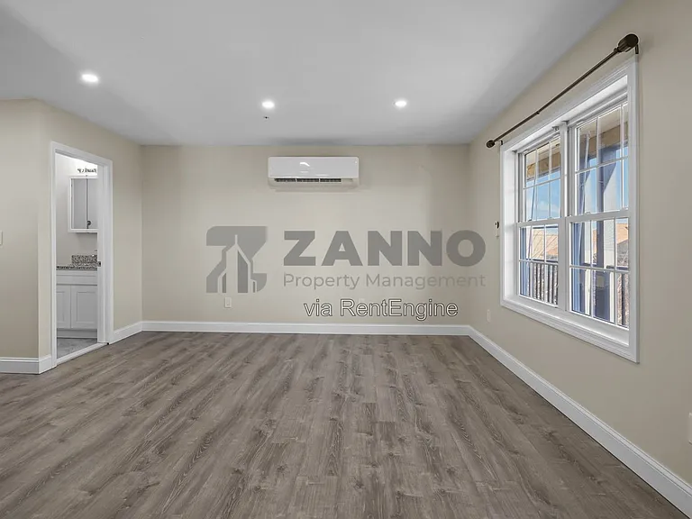 547 Chalkstone Ave #4 — Photo 20
