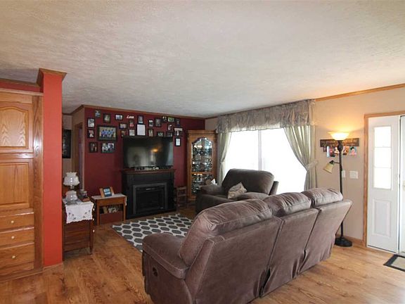 4th image of 318 W Elm St