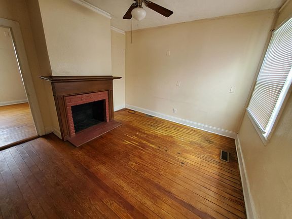 2nd image of 10348 Warwick Blvd
