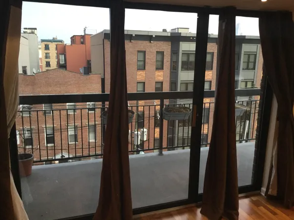 700 1st St APT 5H, Hoboken, NJ 07030