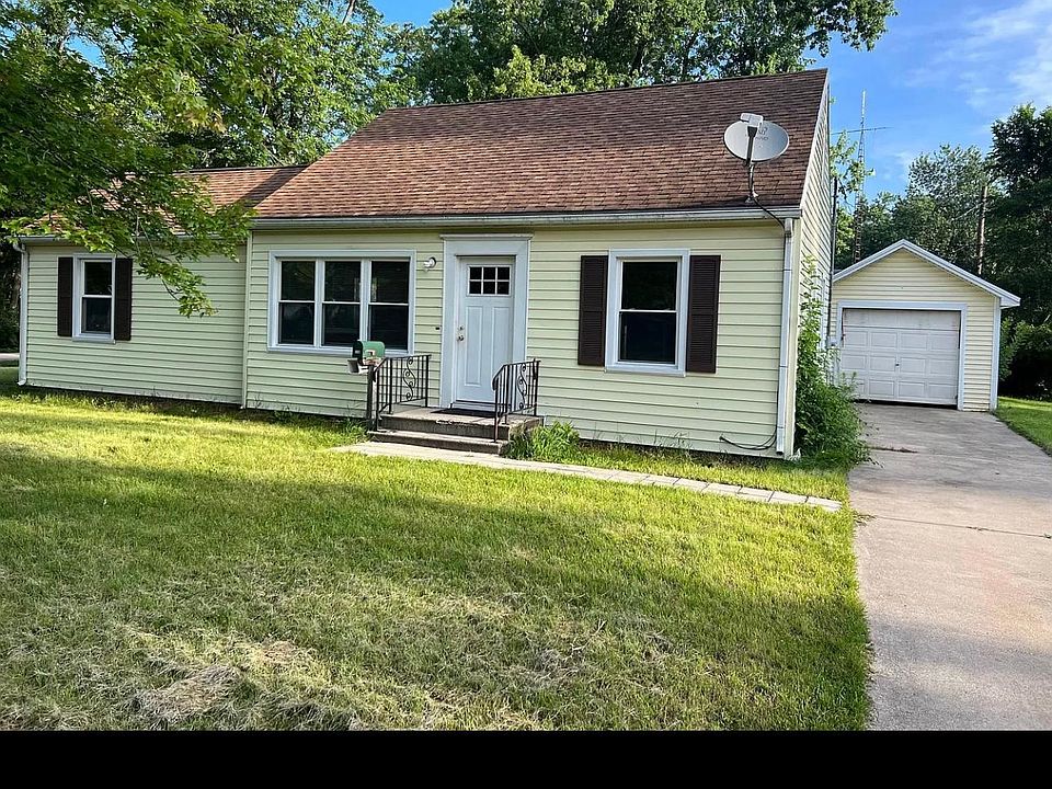 1st image of 126 E Palmer Ave
