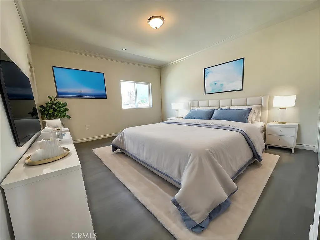 3 bed, 3.5 bath, 1750 sqft, $3,500 — Photo 2