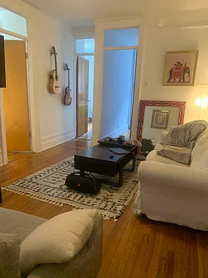 Rented by M.Grossman R.E. Management | media 1