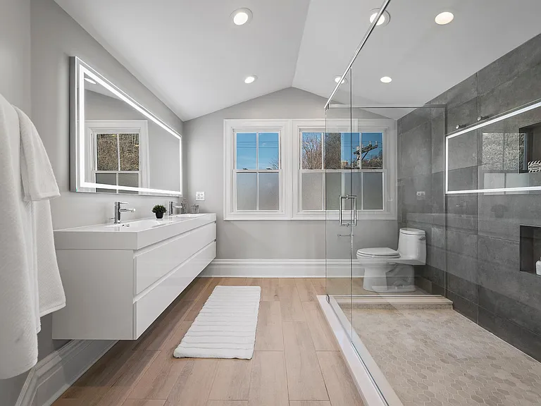 1027 Vinial St — Photo 32