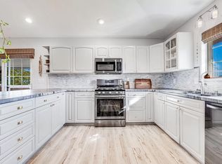 951 Kokomo Rd, Haiku, HI 96708