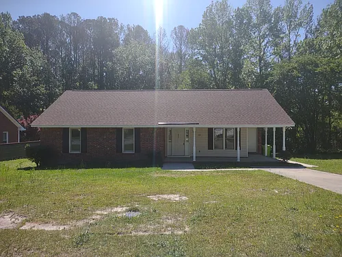 643 Folkstone Rd Photo 1